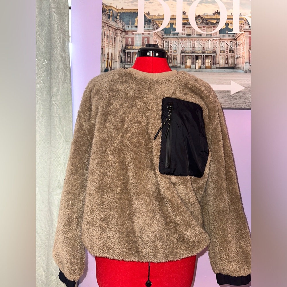 Ugg crewmeck sweater
